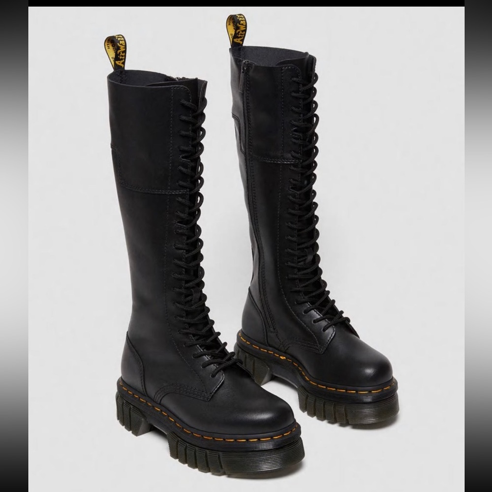*NEW* Dr Martens Audrick 20-Eye Leather Knee High Platform Boots Women Size 6